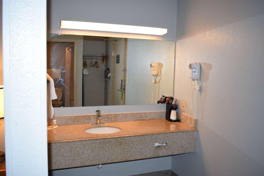 Americinn By Wyndham Glendale Milwaukee Whitefish Bay Room photo
